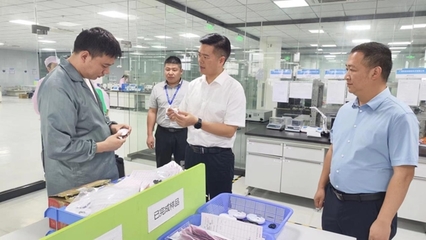 鐘山縣政府與臻業誠產研院聯合開展賀州企業服務調研，助力實體經濟新發展